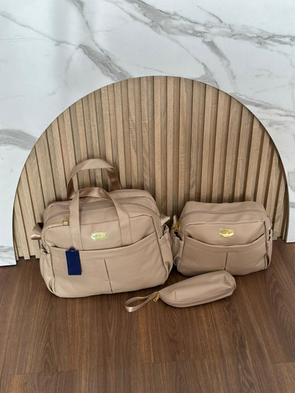 Sac à Langer Maternité 3 Pièces – Style et Organisation au Quotidien