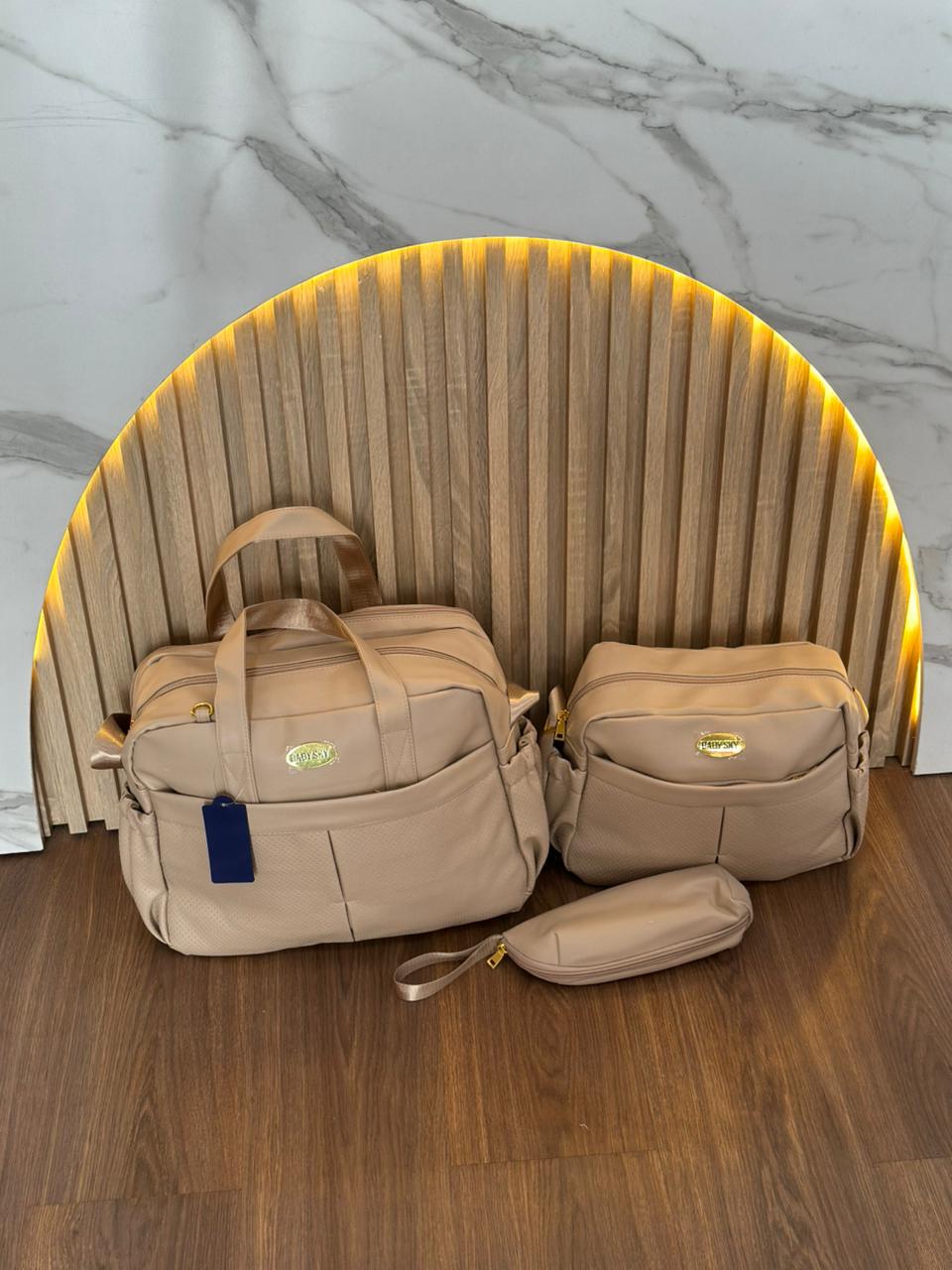 Sac à Langer Maternité 3 Pièces – Style et Organisation au Quotidien