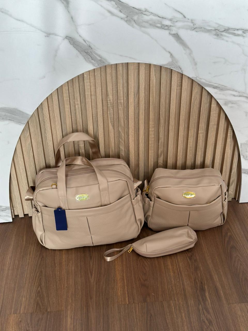 Sac à Langer Maternité 3 Pièces – Style et Organisation au Quotidien