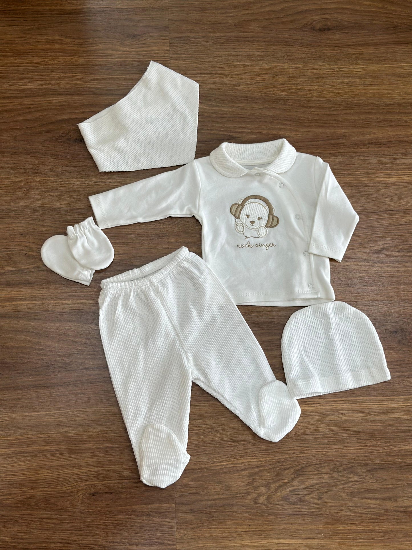Ensemble Bébé 100% Coton – Blanc Cassé aux Reflets Vert Très Clair