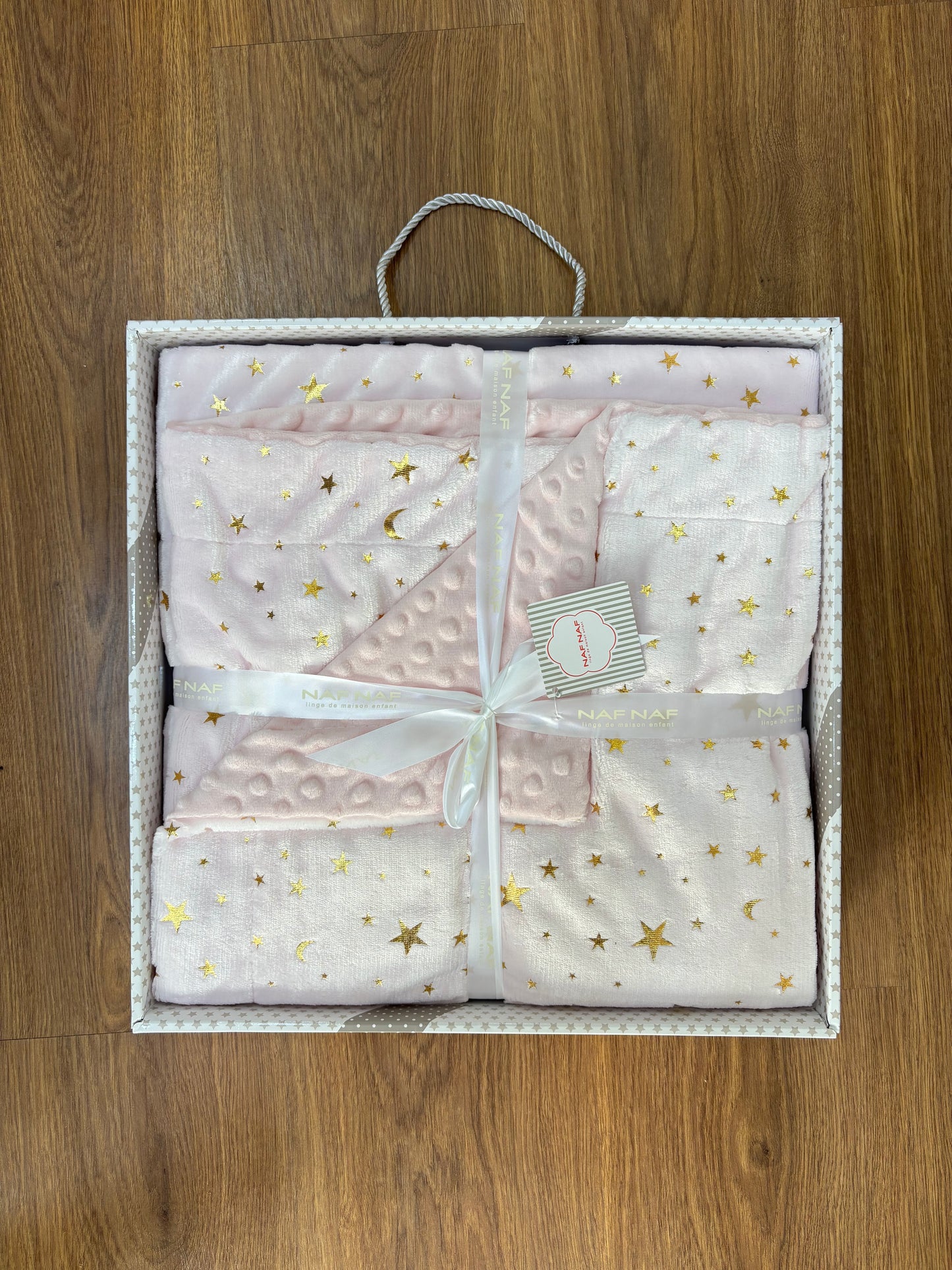 🛏️ Couverture bébé Rose Bébé & Doré 140×110 cm – Naf Naf